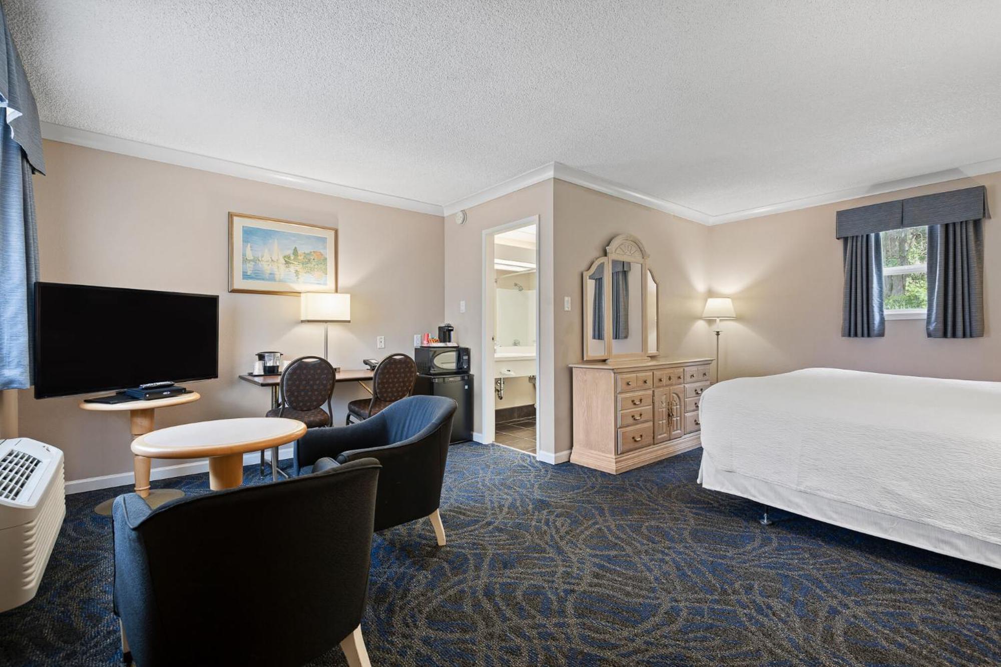 Glenwood Inn & Suites Trail Eksteriør billede