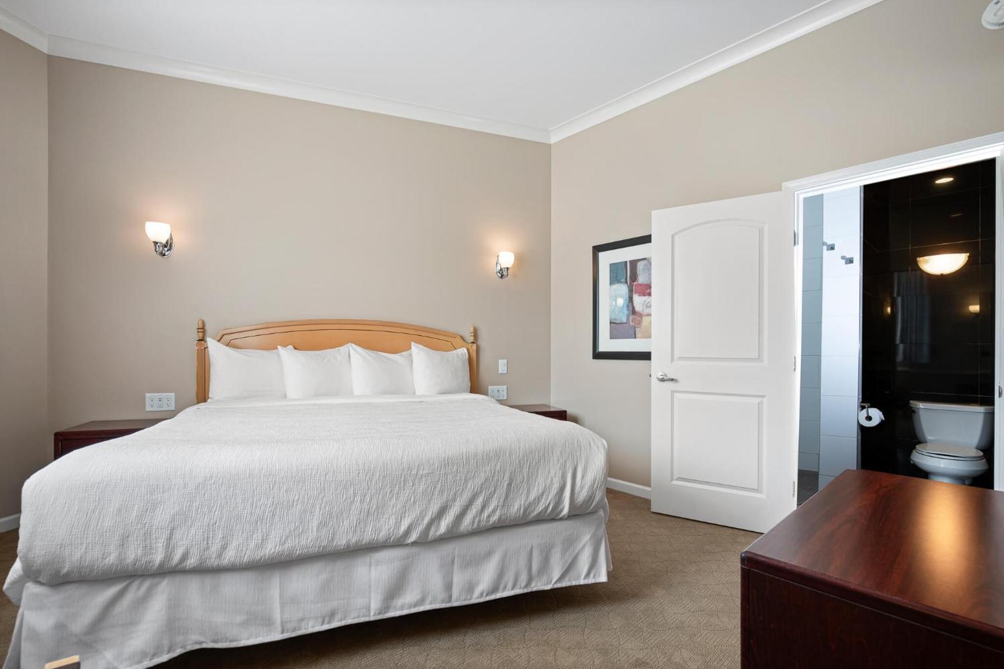 Glenwood Inn & Suites Trail Eksteriør billede